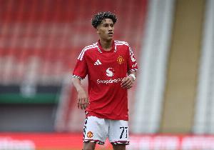 法媒：拜仁加入争夺JJ行列，但不愿满足大将方面的七位数年薪要求