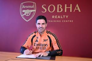 塔帅和球迷畅聊：考虑把芭蕾融入训练；荒岛求生会带厄德高梅里诺